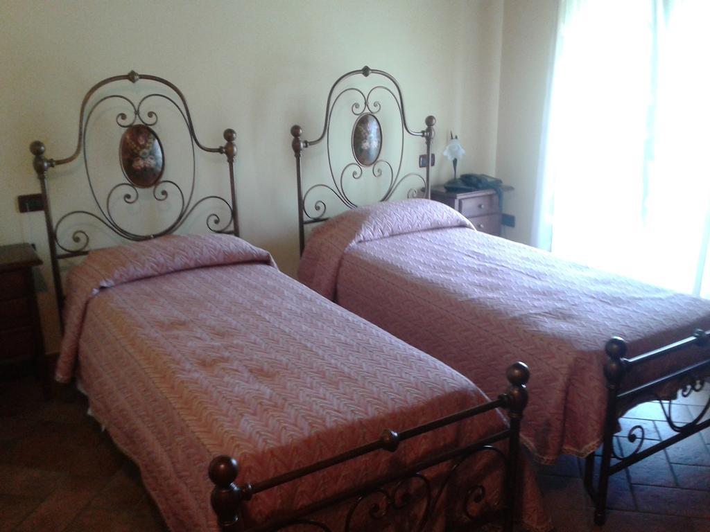 Agriturismo La Sapienza Monestirolo Exteriör bild