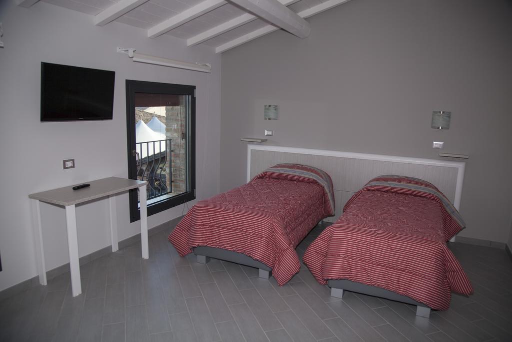 Agriturismo La Sapienza Monestirolo Exteriör bild